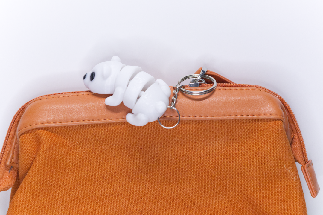 Flexible Polar Bear Keychain – Poseable and Unique Design - Great as a Fidget Keychain and Bag Charm